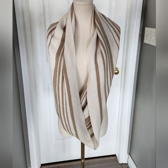 Calvin Klein cream and gold knit infinity scarf - Picture 4 of 4